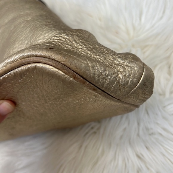 Michael Kors Leather Bucket Shoulder Bag Gold - Picture 4 of 16